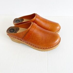 TROENTORP Swedish clogs in cognac sz. 9